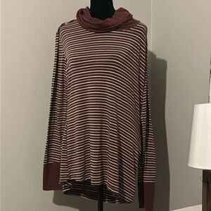 Columbia women’s cowl neck large long sleeve top  F